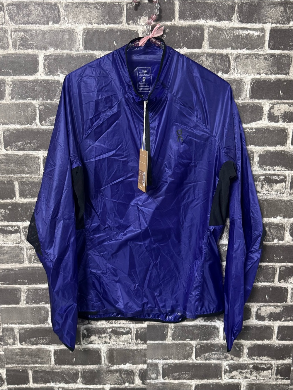 NWT On Cloud Running Zero Running Jacket Purple